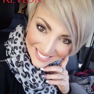 Meet your Posher, Lyndsey